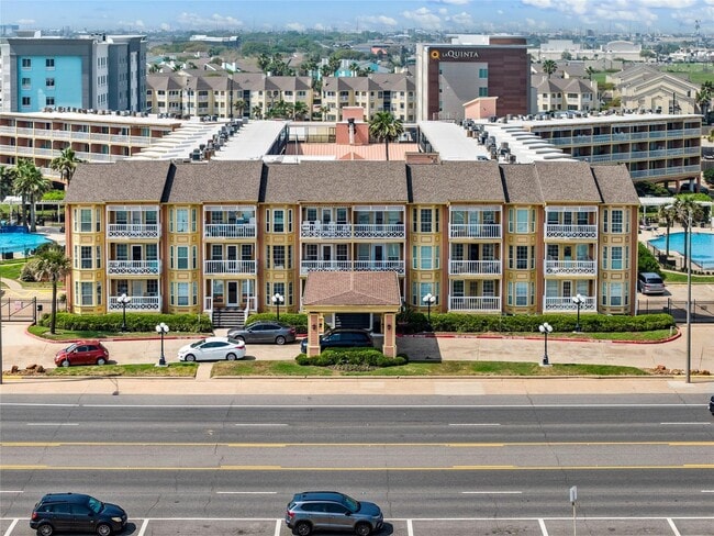 Building Photo - 6300 Seawall Blvd