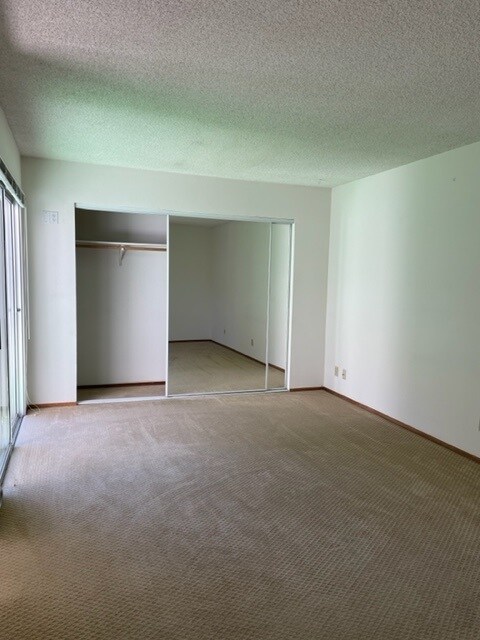 Building Photo - 180 Valdivia Cir