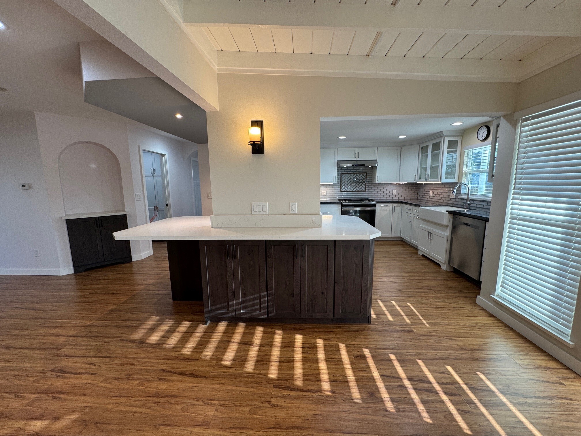Bar and storage in dining room. - 22471 Loch Lomond Dr