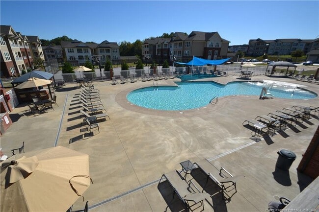 Building Photo - 244 Amber Acorn Ave