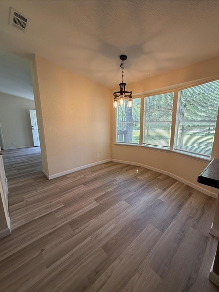 Building Photo - 236 Live Oak Dr