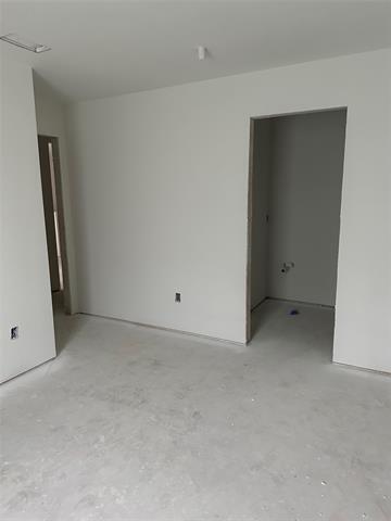 Building Photo - 211 Davenport St