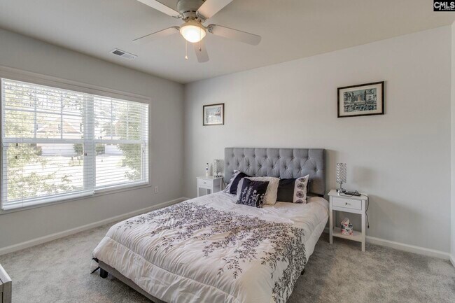 Building Photo - 456 Edenhall Dr