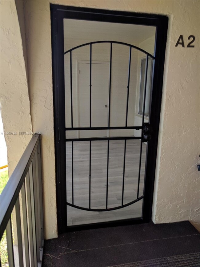 Building Photo - 441 Pine Glen Ln