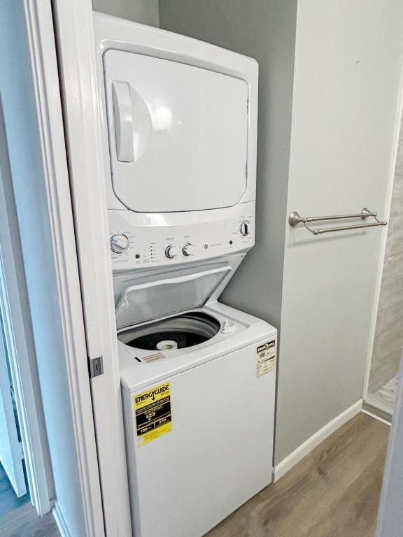 Building Photo - 91-269 Hanapouli Cir, unit 15I