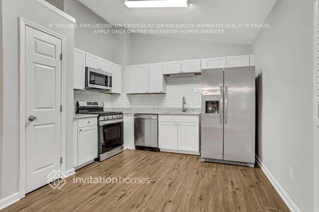 Building Photo - 499 Villa Rosa Rd