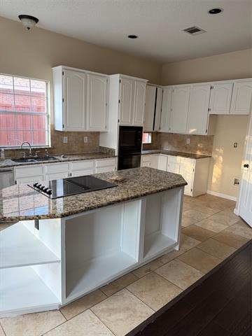 Building Photo - 608 Herefordshire Ln