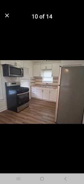 Building Photo - 1217 E Melbourne Ave