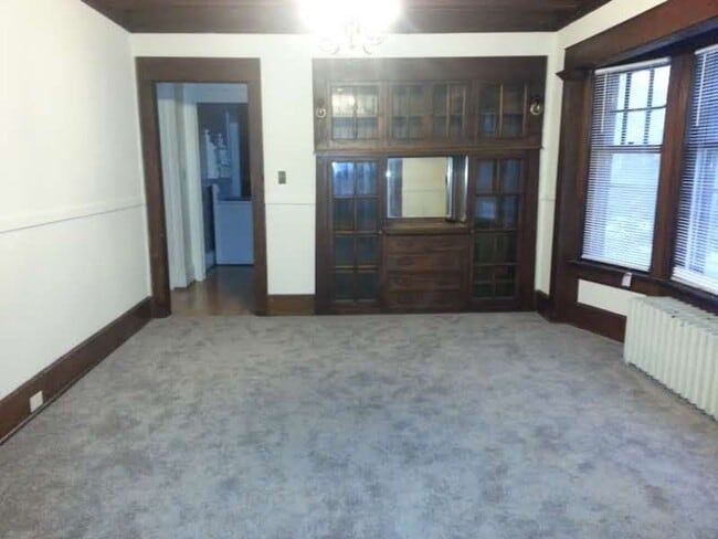 Building Photo - 2924NMarylandM