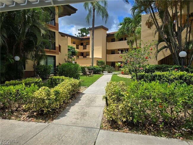 Building Photo - 6142 Whiskey Creek Dr