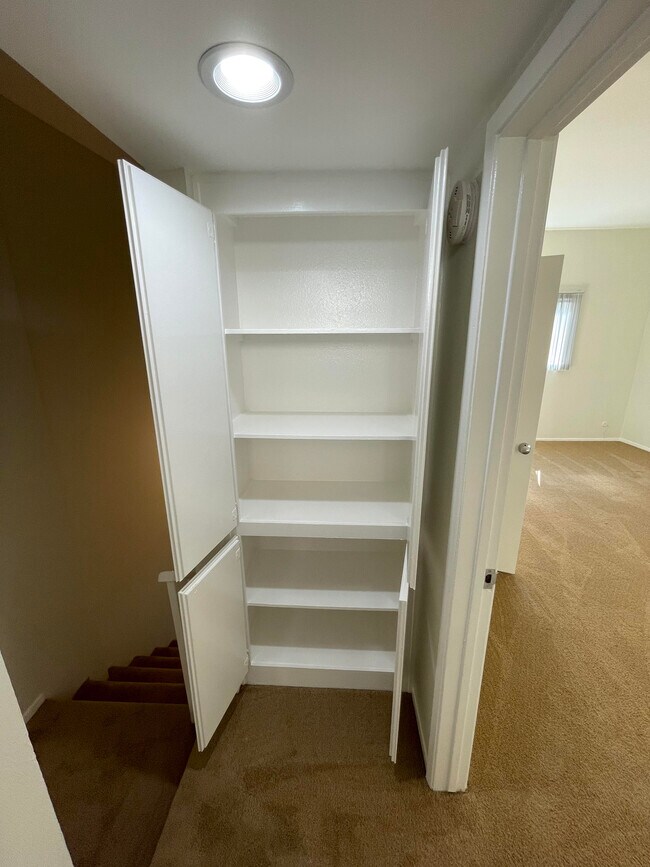 Building Photo - 4416 Fulton Ave