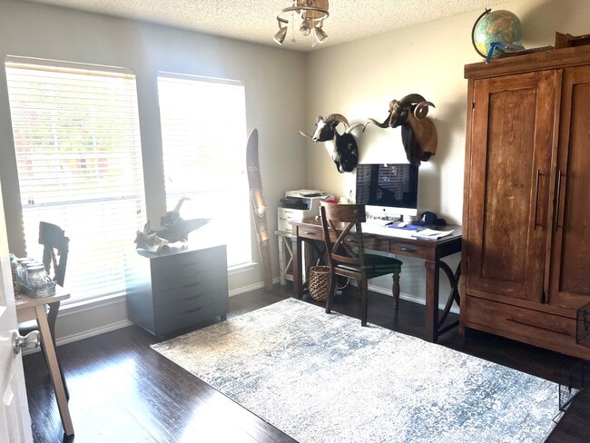 Building Photo - 3524 Bandera Ranch Rd