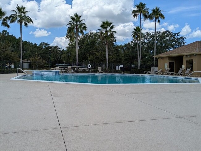 Building Photo - 9548 Lake Chase Island Way