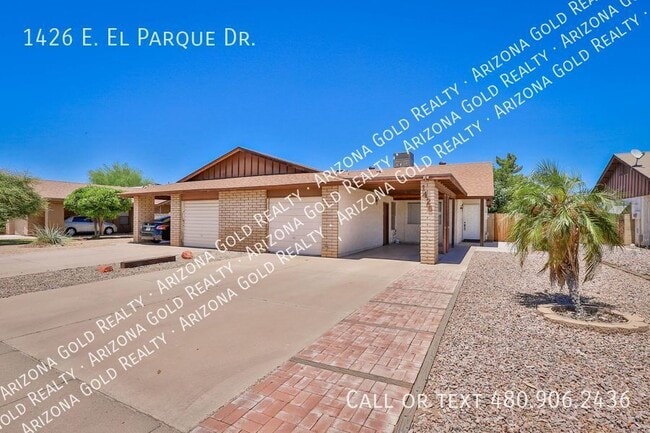 Building Photo - Knoell Villa Solano