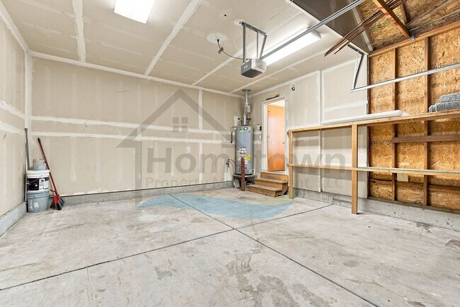 Building Photo - 7533 N Winter View Dr