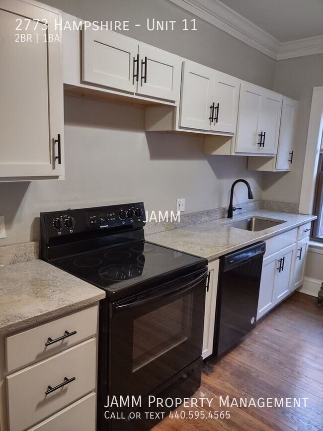 Building Photo - 2773 Hampshire-Unit 11