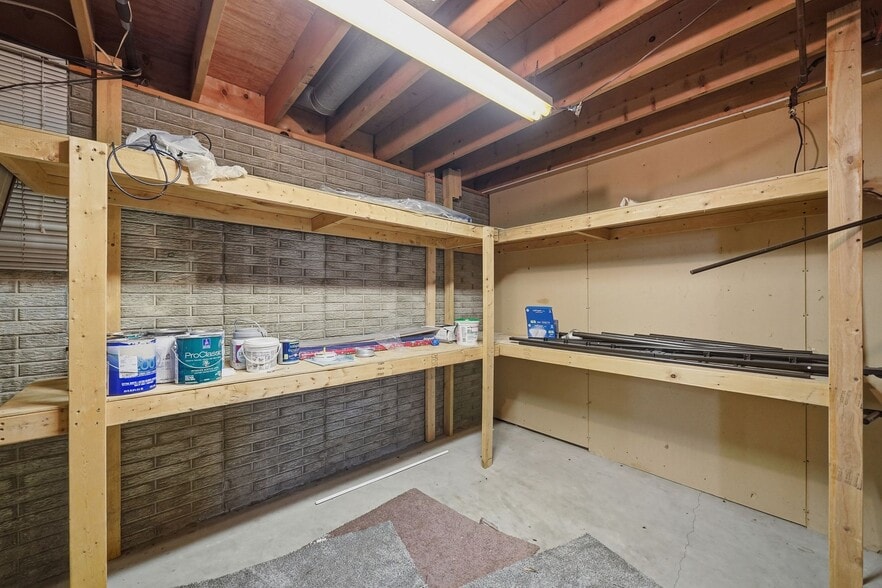 Building Photo - 2830 S 13th St