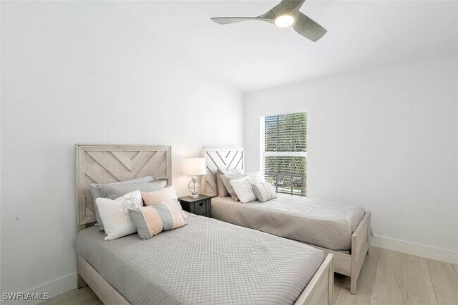 Building Photo - 775 Hampton Cir