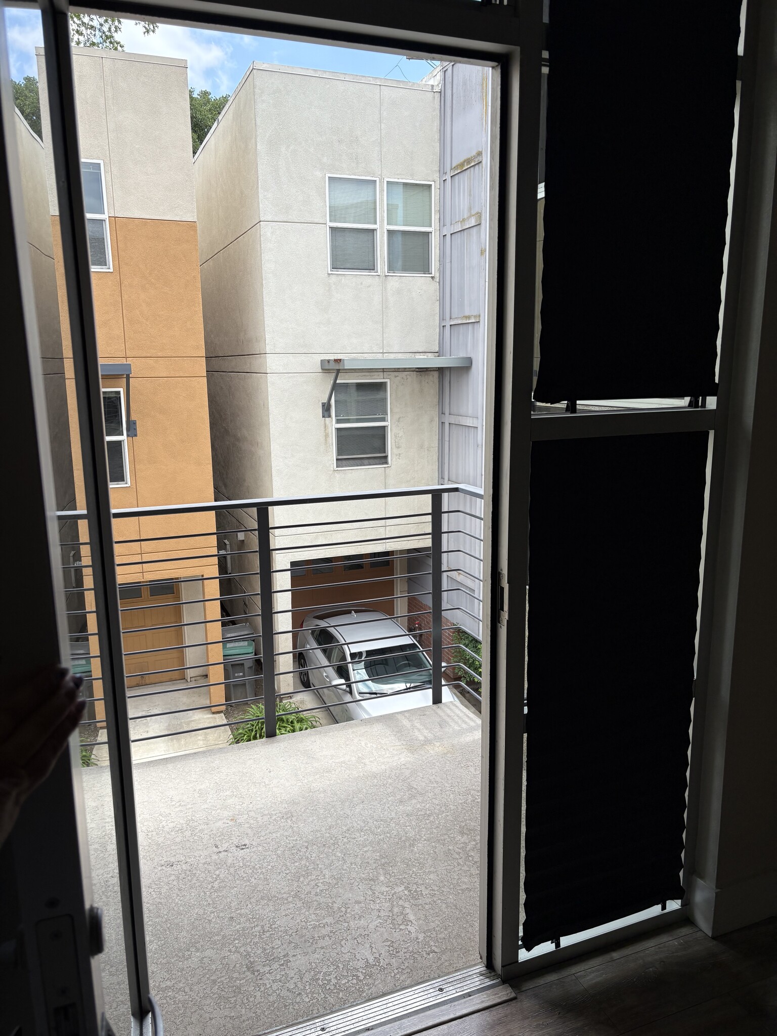 Balcony - 289 3rd St