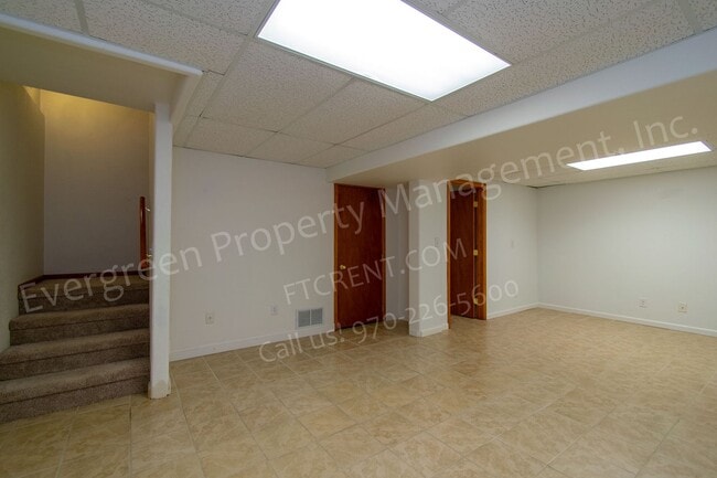 Building Photo - 2302 Turquoise St