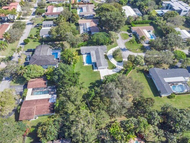 Building Photo - 7465 SW 135th St