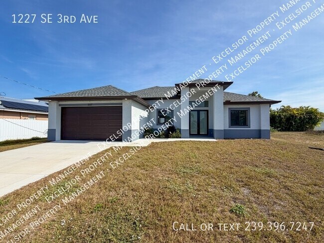 Building Photo - 1227 SE 3rd Ave