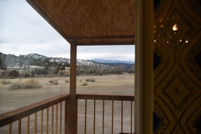 Building Photo - 759 MT-2