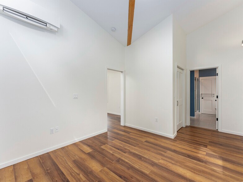 Bedroom - 3534 N Alaska Pl