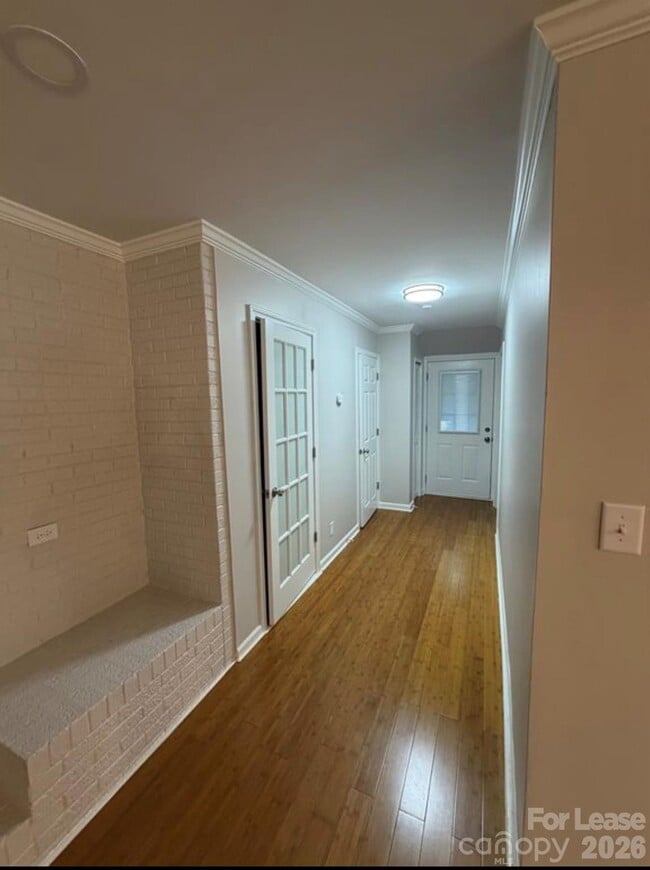 Building Photo - 4201 University Dr