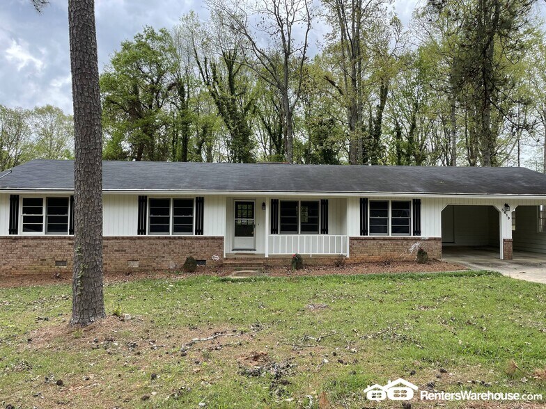 Building Photo - 5619 Stewart Mill Rd