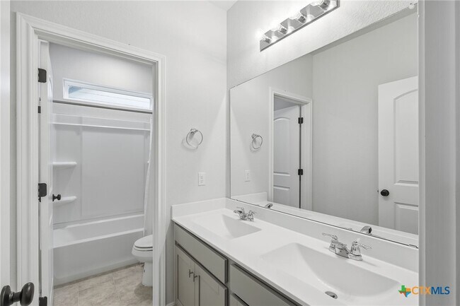 Building Photo - 1941 Winston Way