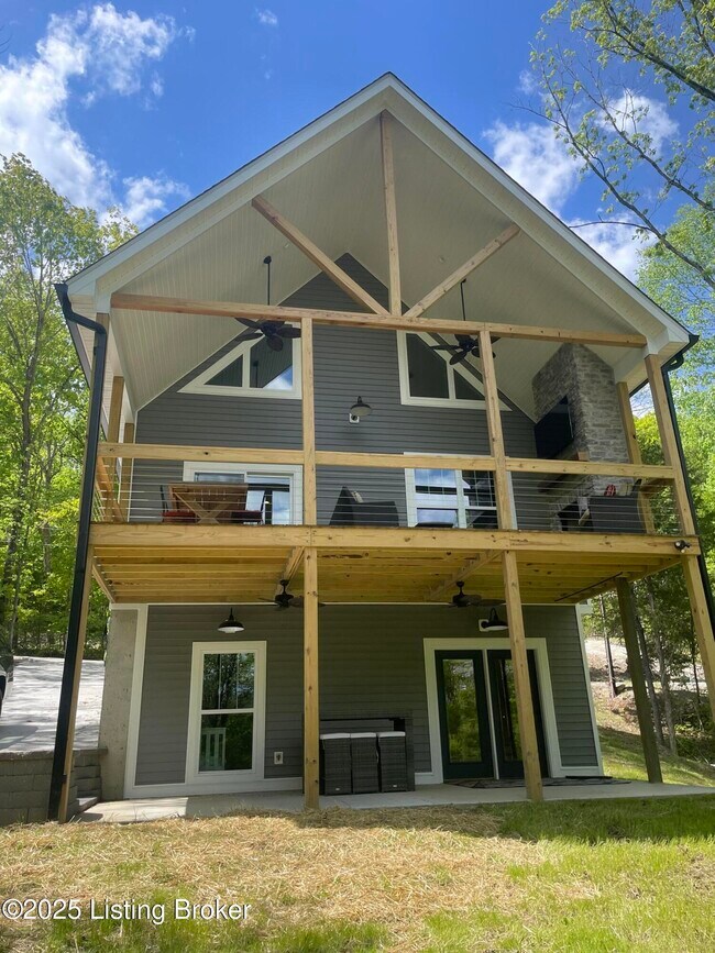 Building Photo - 84 Lakeside Dr