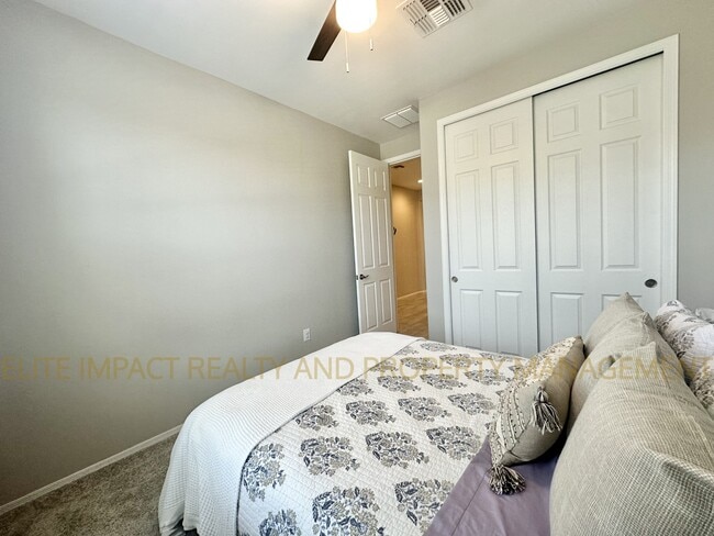 Building Photo - 6715 E Via Arroyo Azul