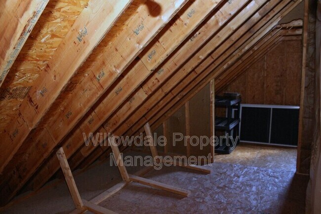 Building Photo - 107 Bridgegate Dr