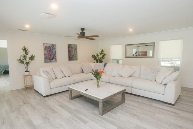 Building Photo - 8560 Heron Lagoon Cir