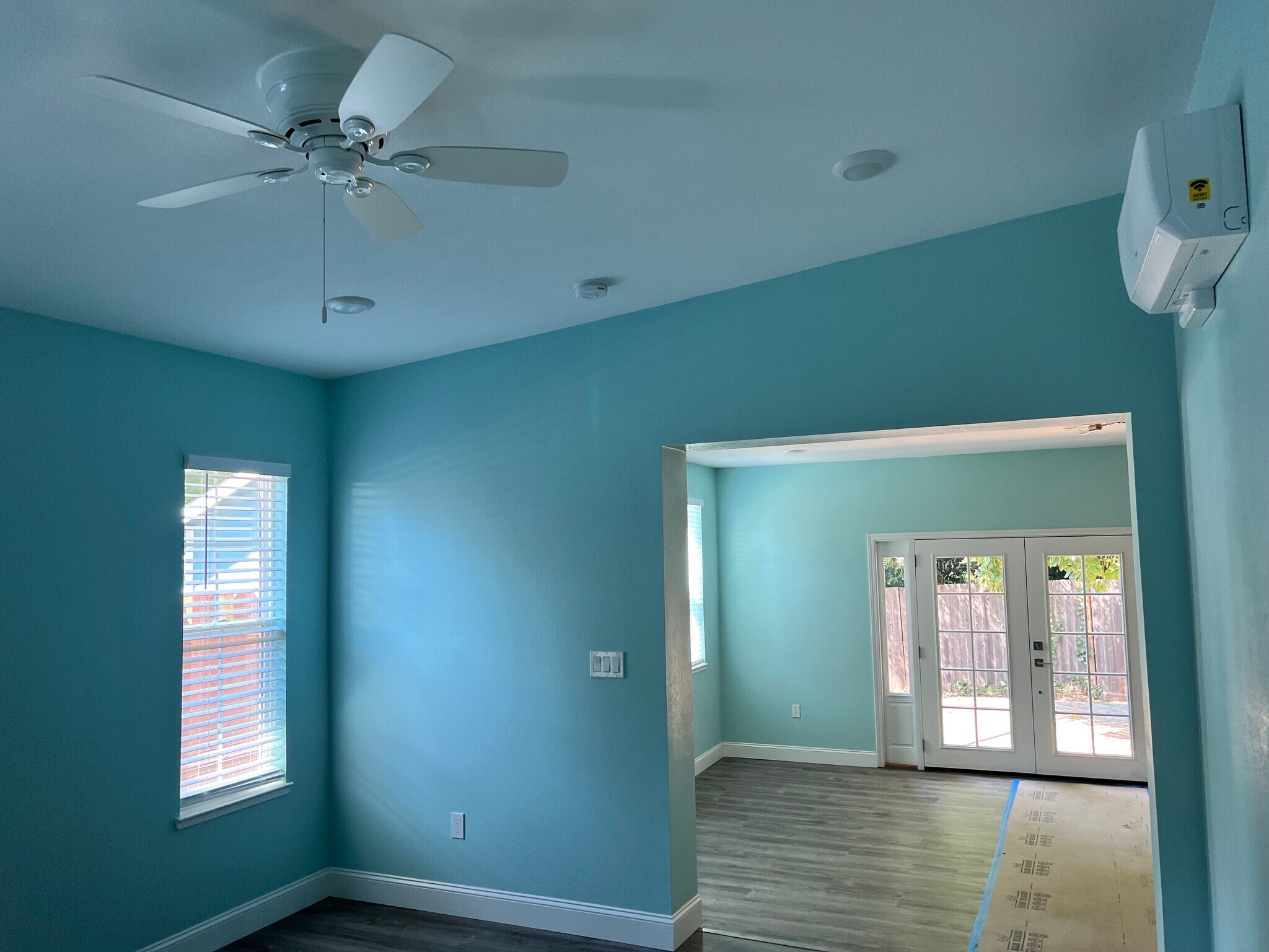 Building Photo - 5746 Robinhood Dr