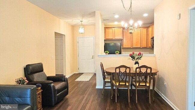 Building Photo - 1309 Colts Cir