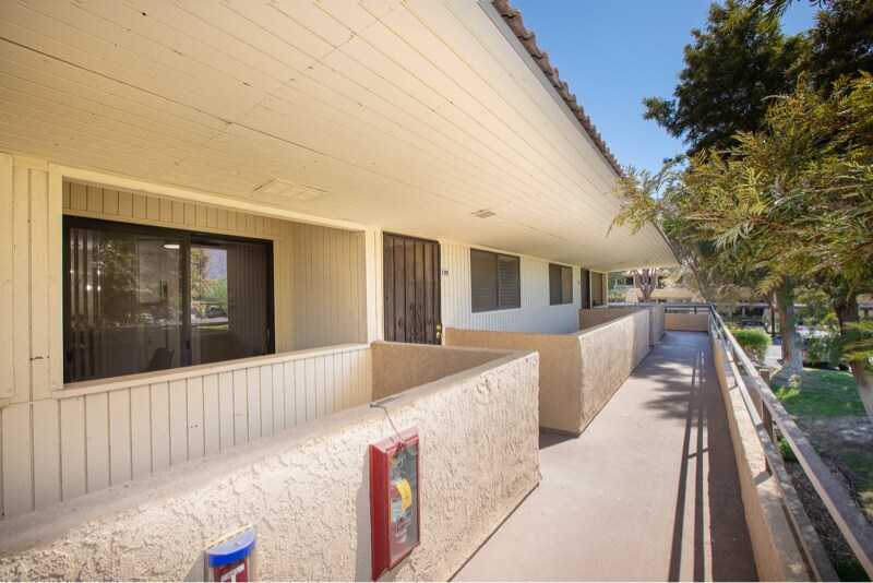 Building Photo - 680 N Ashurst Ct