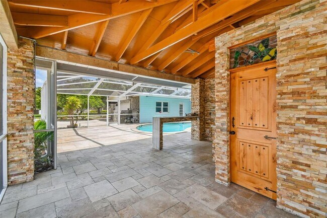 Building Photo - 1302 Brandonwood Dr