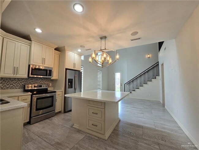 Building Photo - 24 Dorado Dr