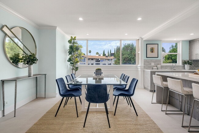 Building Photo - 11670 W Sunset Blvd