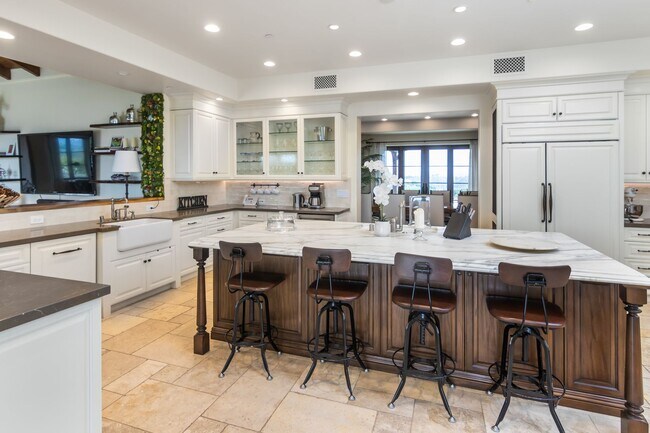 Building Photo - Flexible terms - A Rare Retreat hidden above the Canyons + Separate Guest House  Fully furnished:...