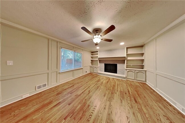 Building Photo - 4251 Vineyard Trail SW