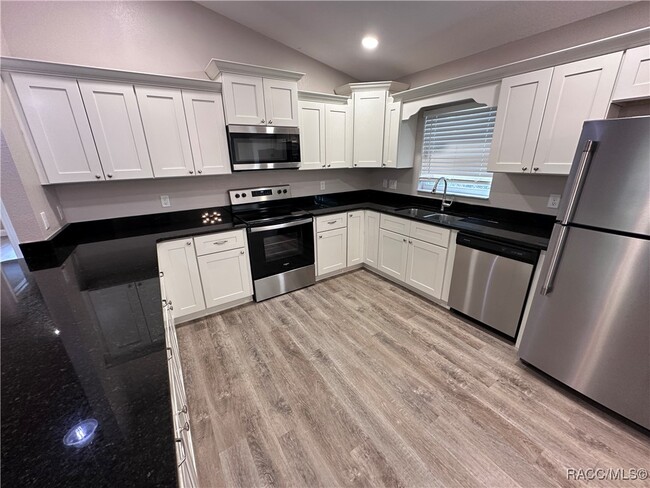 Building Photo - 326 W Bolero Pl