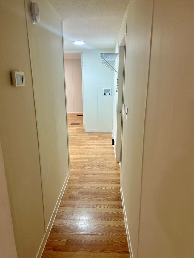 Building Photo - 20805 S Navasota Dr