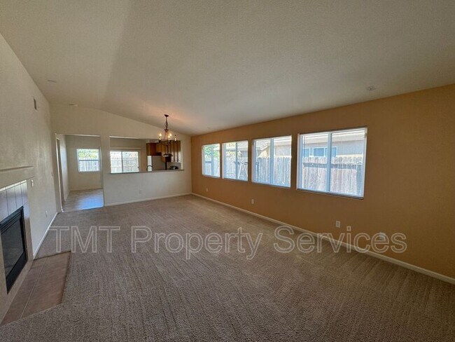 Building Photo - 9084 Pebble Field Way