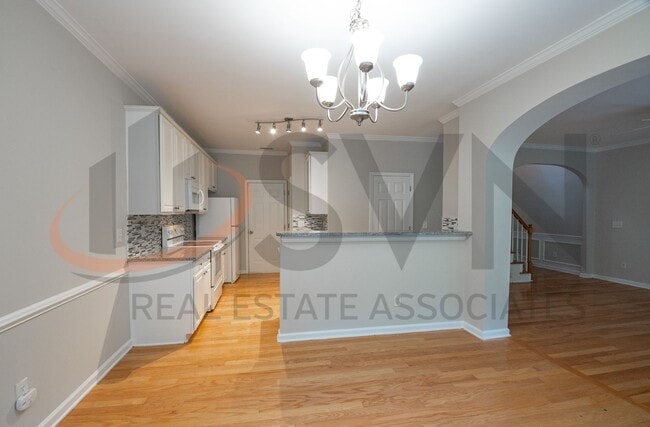 Building Photo - 3 Bedroom / 2.5 Bath in South Durham Neighborhood!