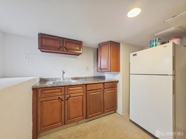 Building Photo - 205 Ashland Rd