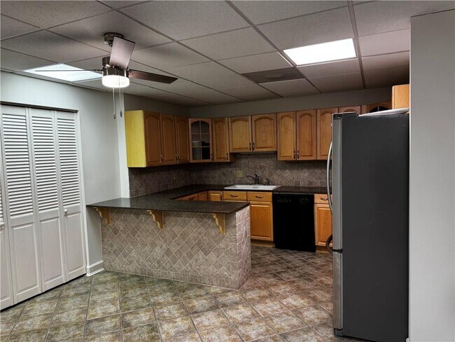 Building Photo - 1660 Kingsley Ct NW