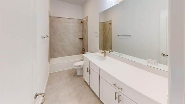 Building Photo - 404 Ashby Dr